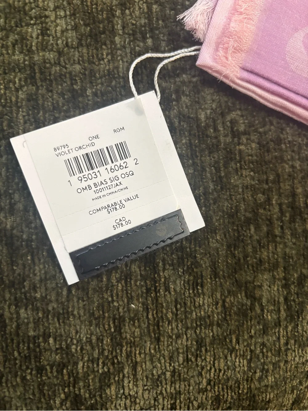 NWT Coach 89795 Lightweight Ombre Violet Orchid Signature C Logo Scarf 48×48